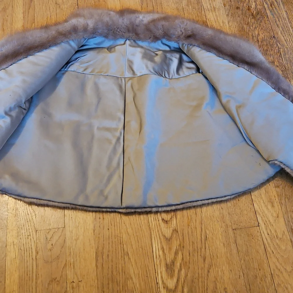 Vintage real mink cape with pockets S/M